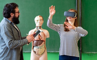 Как развиваются VR-технологии в российском образовании